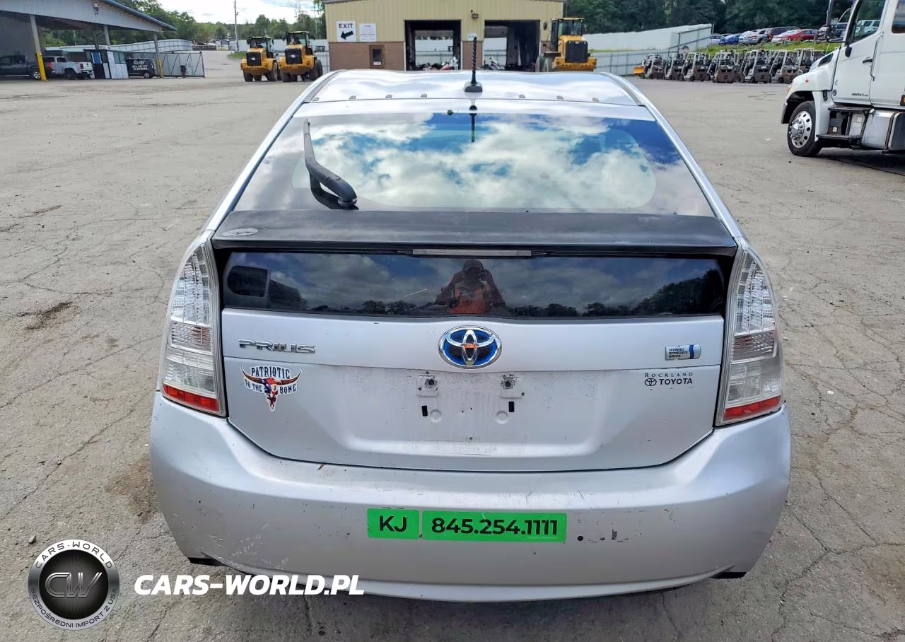 2011 Toyota Prius Two VIN:JTDKN3DU7B1361716 - 6