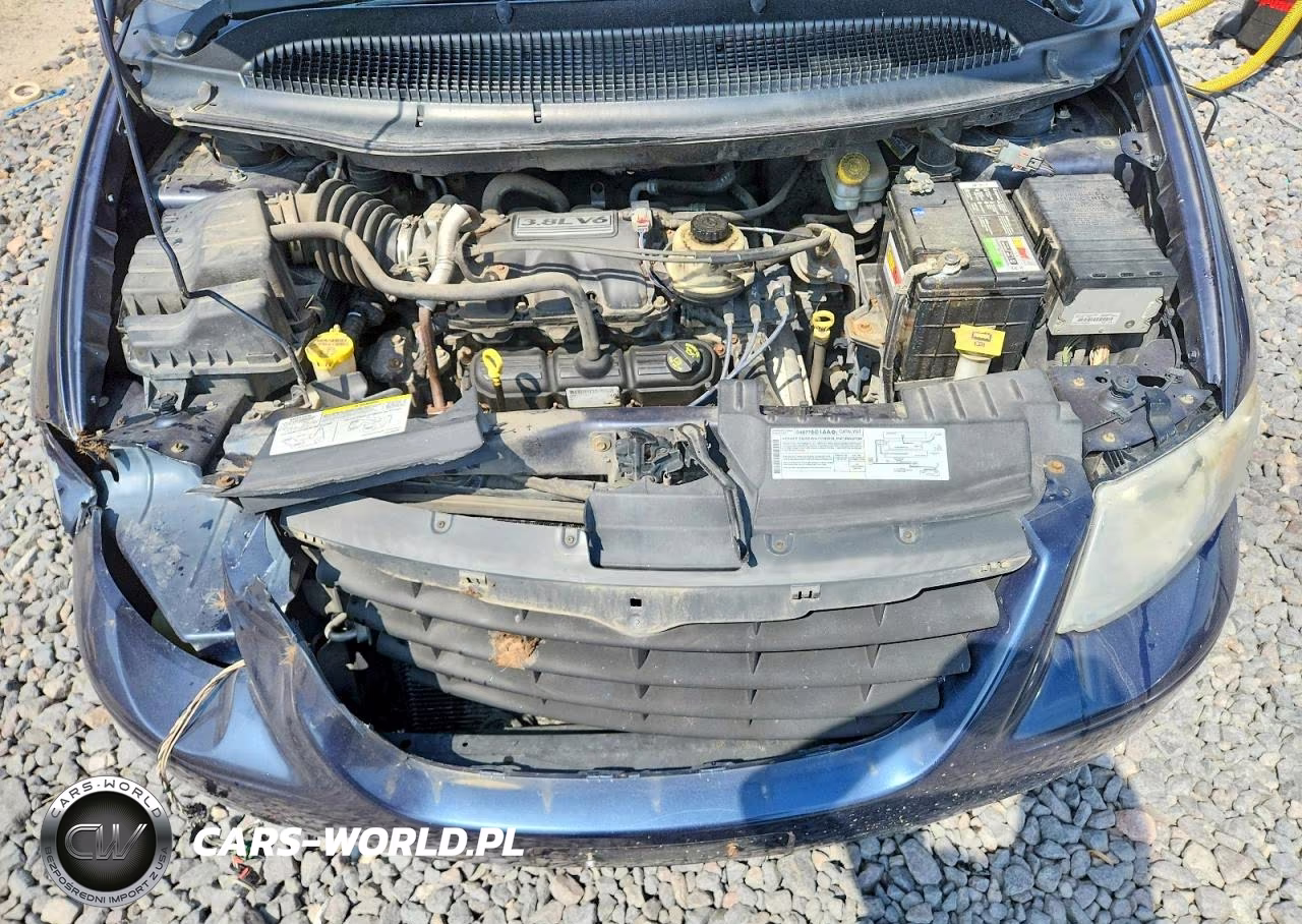 2007 Chrysler Town & Country Touring VIN:2A4GP54L17R274992 - 12