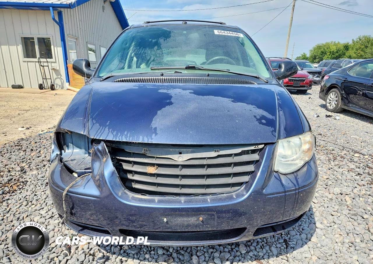 2007 Chrysler Town & Country Touring VIN:2A4GP54L17R274992 - 5