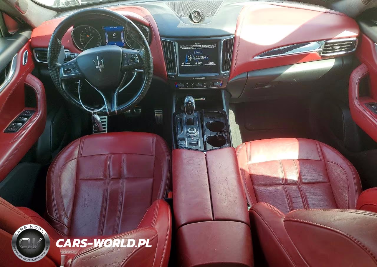2017 Maserati Levante Sport VIN:ZN661XUSXHX257776 - 8