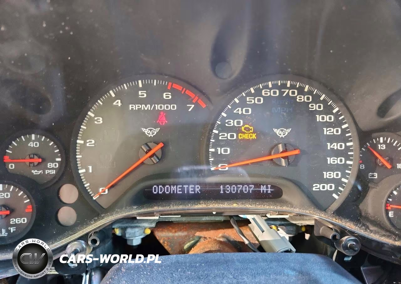 1997 Chevrolet Corvette VIN:1G1YY22G0V5107375 - 9