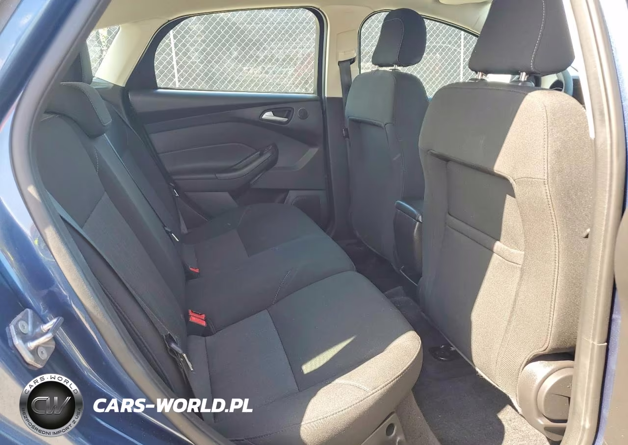 2018 Ford Focus Sel VIN:1FADP3M21JL308441 - 10