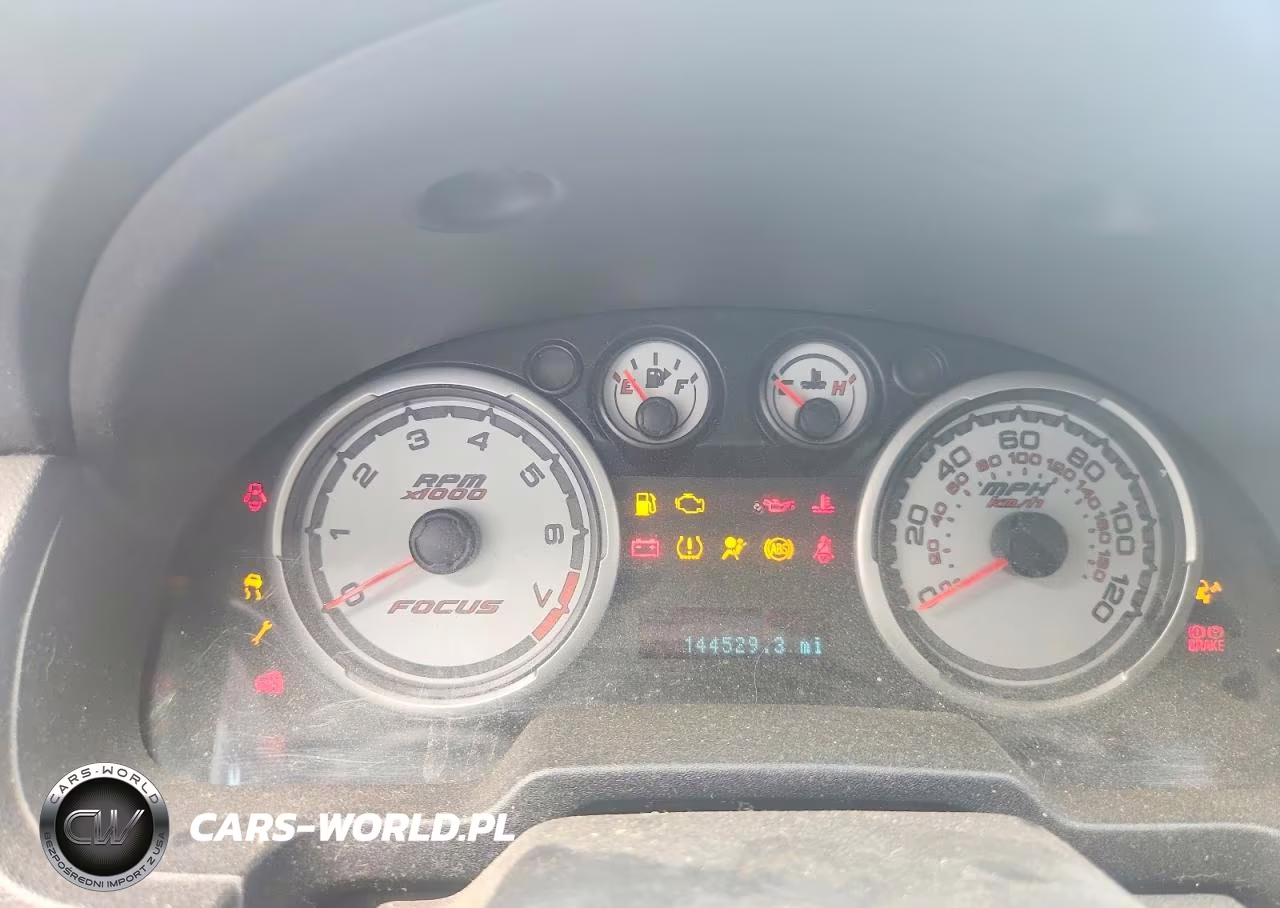 2010 Ford Focus Se VIN:1FAHP3FN1AW201106 - 9