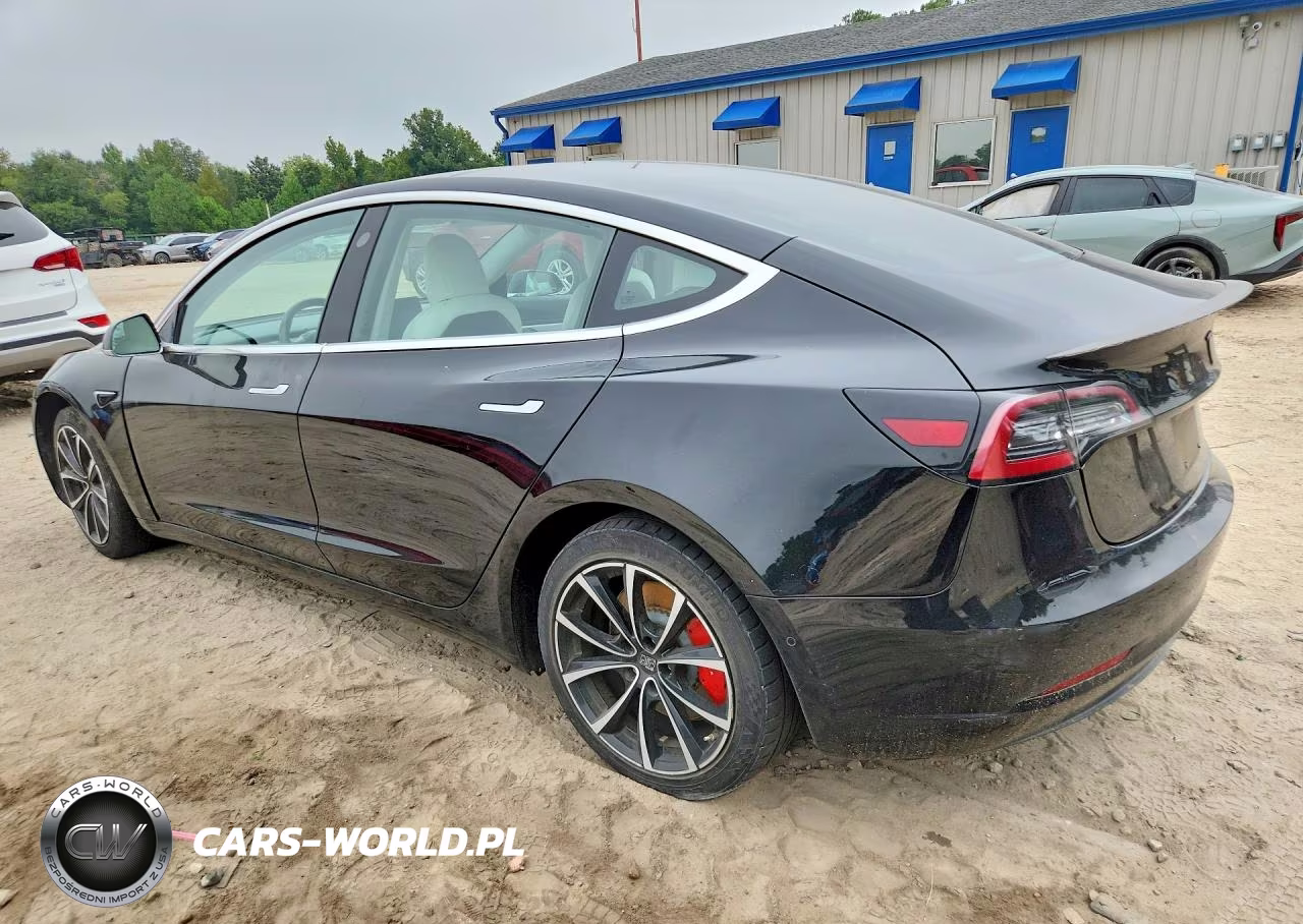 2018 Tesla Model 3 VIN:5YJ3E1EB9JF074020 - 2