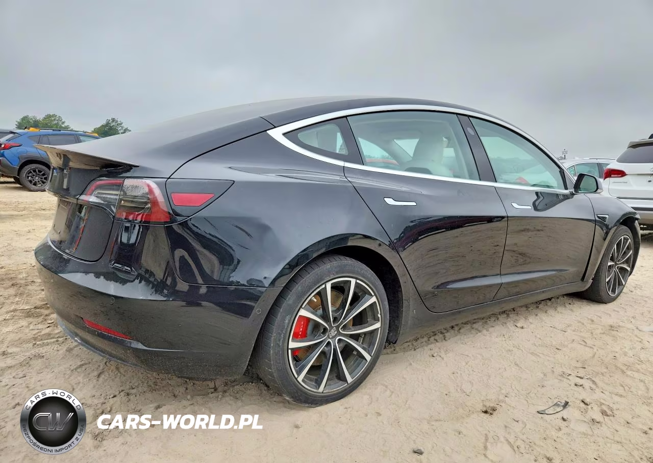2018 Tesla Model 3 VIN:5YJ3E1EB9JF074020 - 3