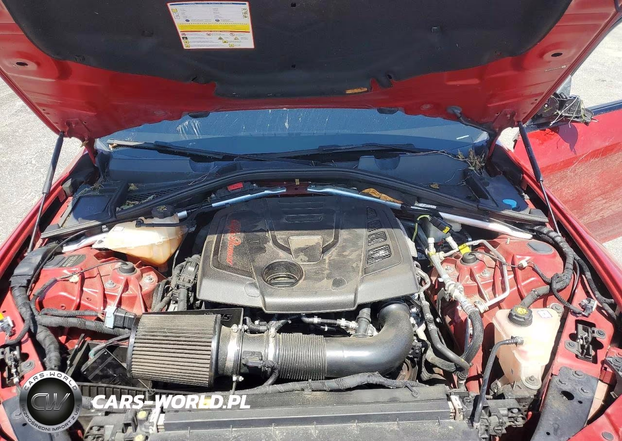 2017 Alfa Romeo Giulia Ti VIN:ZARFAECN6H7553644 - 11