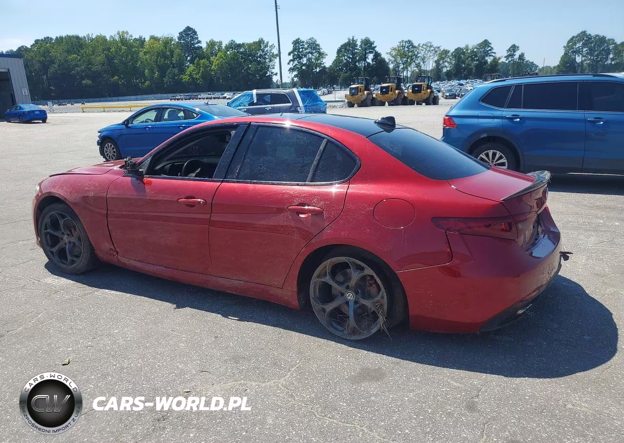 2017 Alfa Romeo Giulia Ti VIN:ZARFAECN6H7553644 - 2