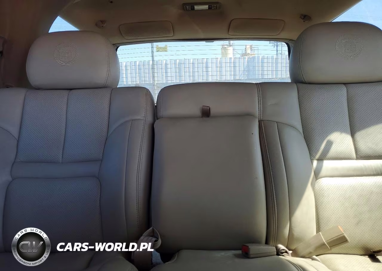 1999 Cadillac Escalade VIN:1GYEK13R7XR412660 - 10