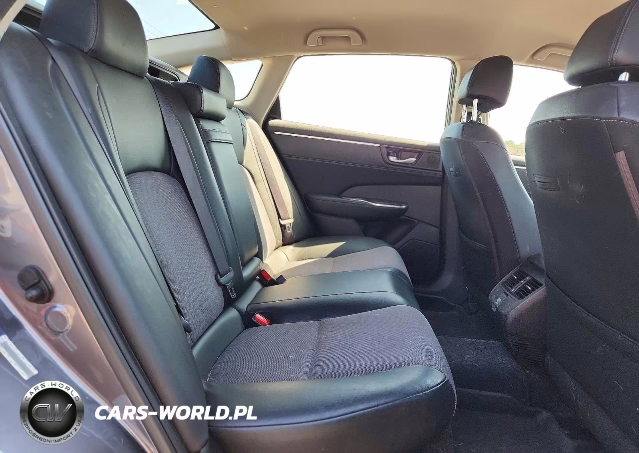 2018 Honda Clarity VIN:JHMZC5F18JC008647 - 10