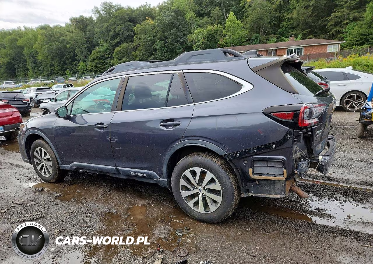 2020 Subaru Outback Premium VIN:4S4BTAEC0L3158720 - 2