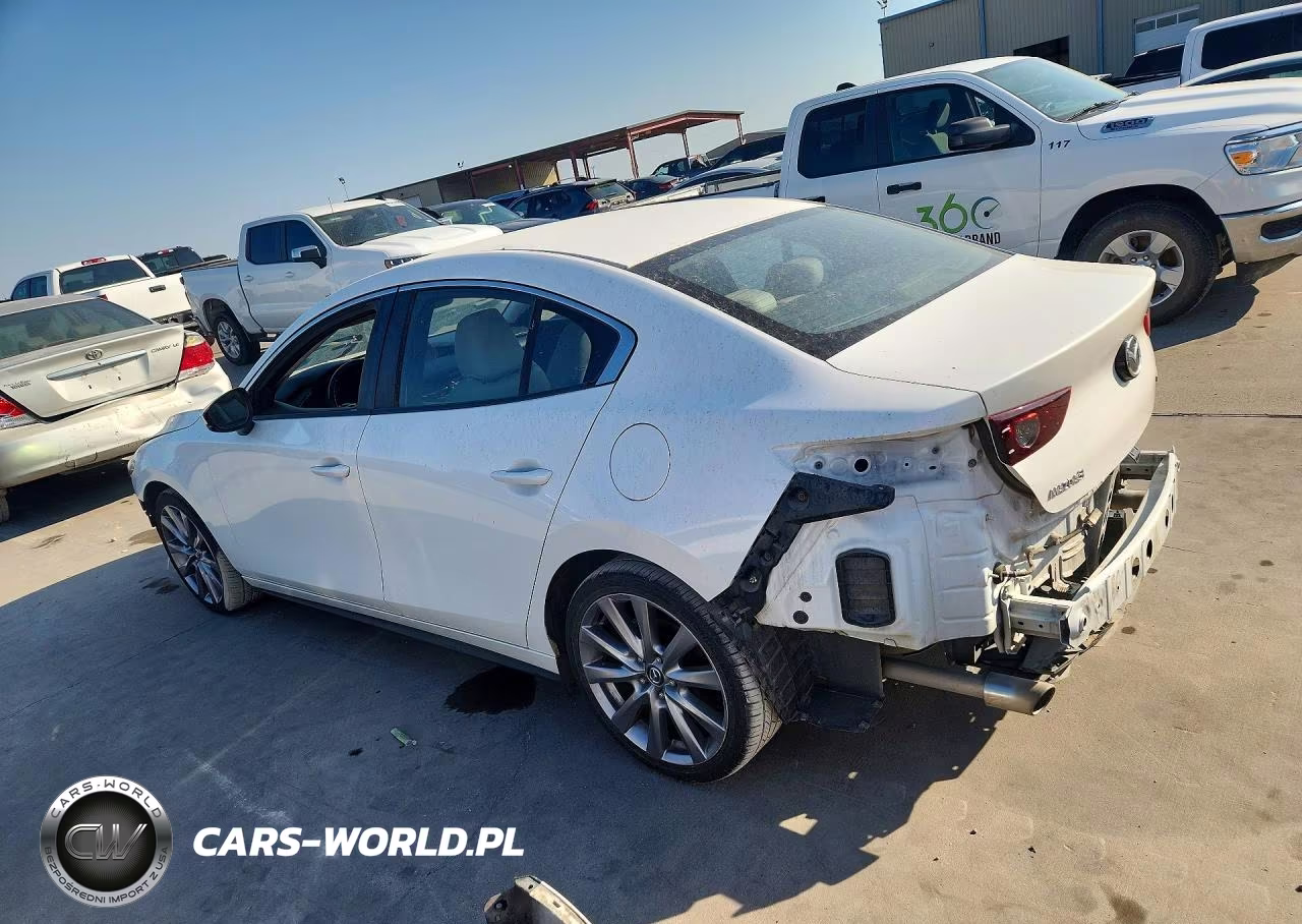 2019 Mazda 3 Preferred Plus VIN:JM1BPACL6K1112055 - 2