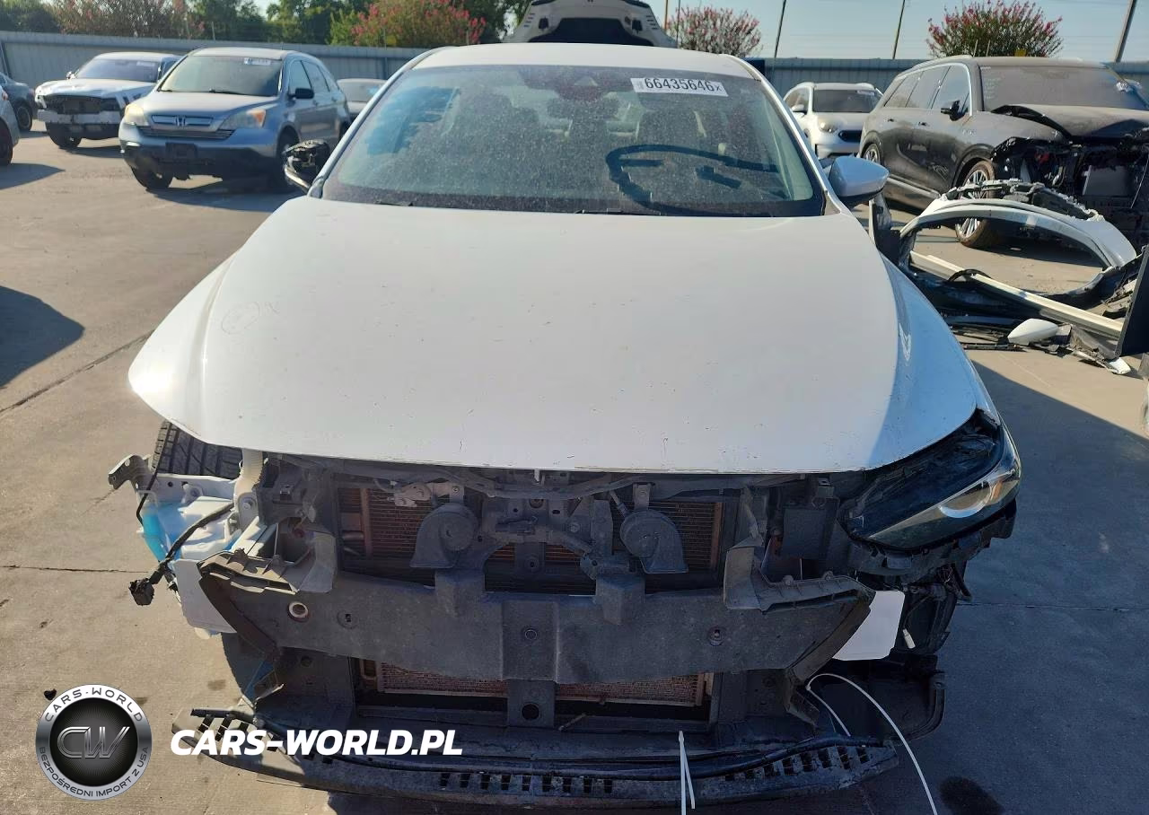 2019 Mazda 3 Preferred Plus VIN:JM1BPACL6K1112055 - 5