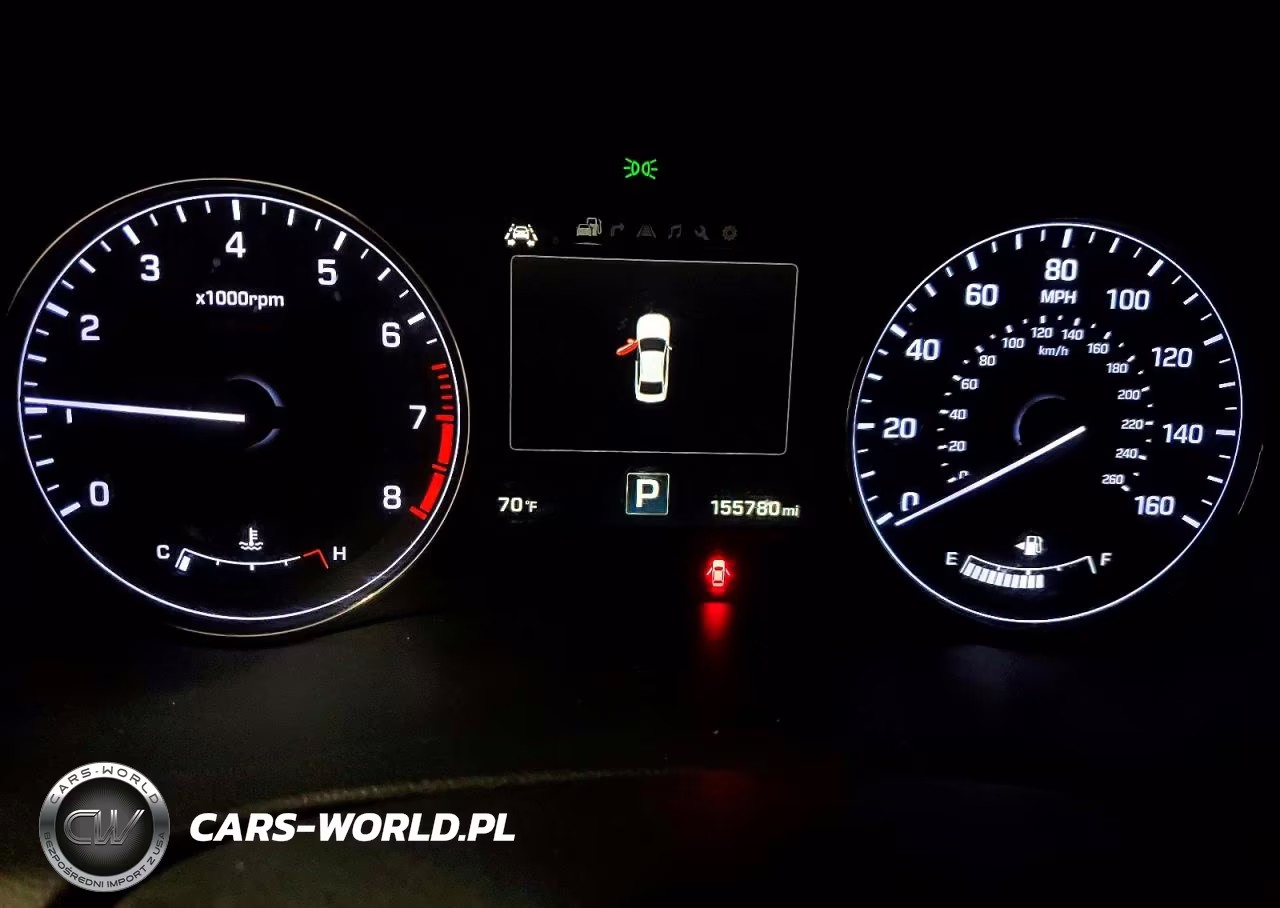 2017 Genesis G80 3.8 VIN:KMHGN4JE2HU202923 - 9