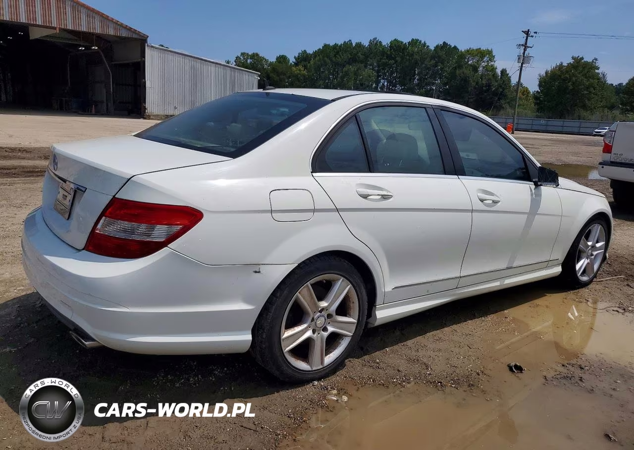 2010 Mercedes-Benz C 300 VIN:WDDGF5EB7AR088391 - 3