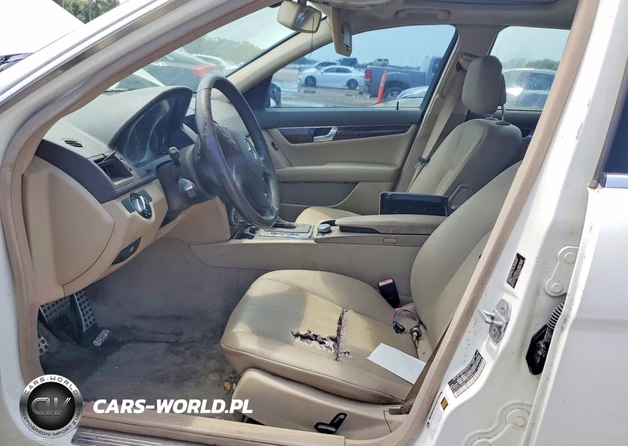 2010 Mercedes-Benz C 300 VIN:WDDGF5EB7AR088391 - 7