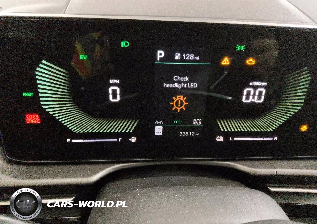 2026 Kia Sportage Hybrid X-Line VIN:KNDPVDDG3T7292804 - 9