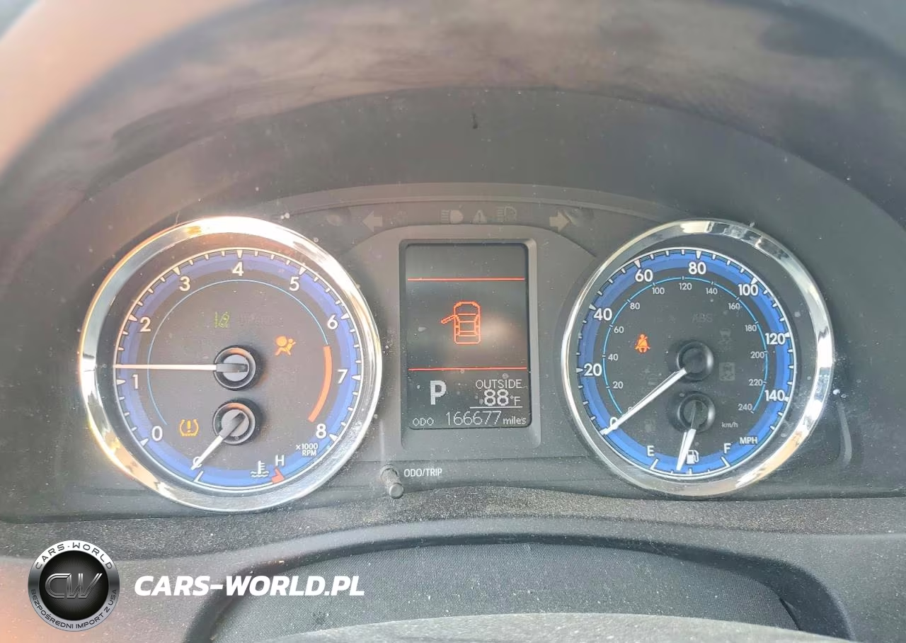 2017 Toyota Corolla Le VIN:5YFBURHE4HP673814 - 9