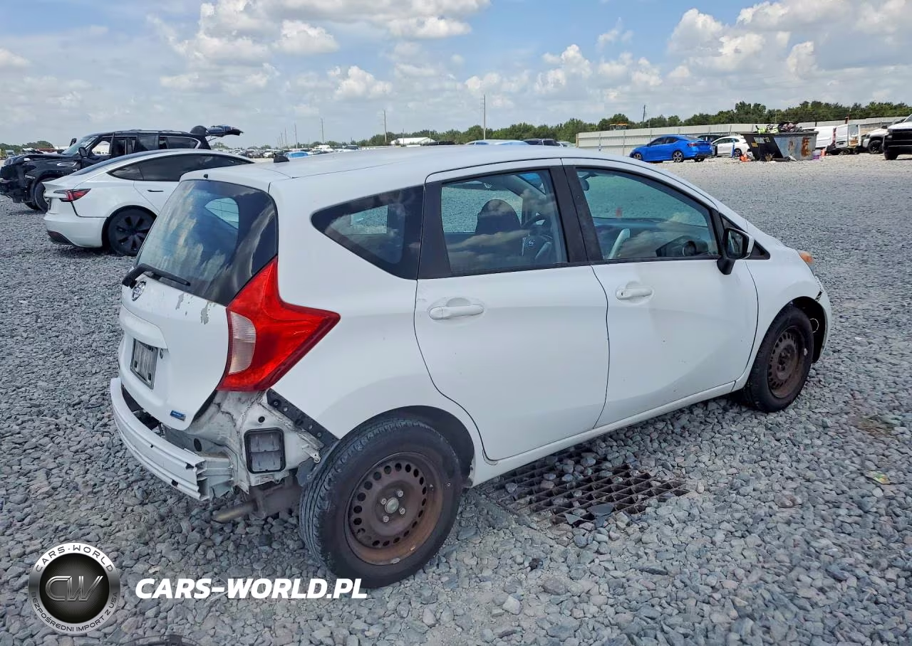 2016 Nissan Versa Note S Plus VIN:3N1CE2CP9GL397162 - 3