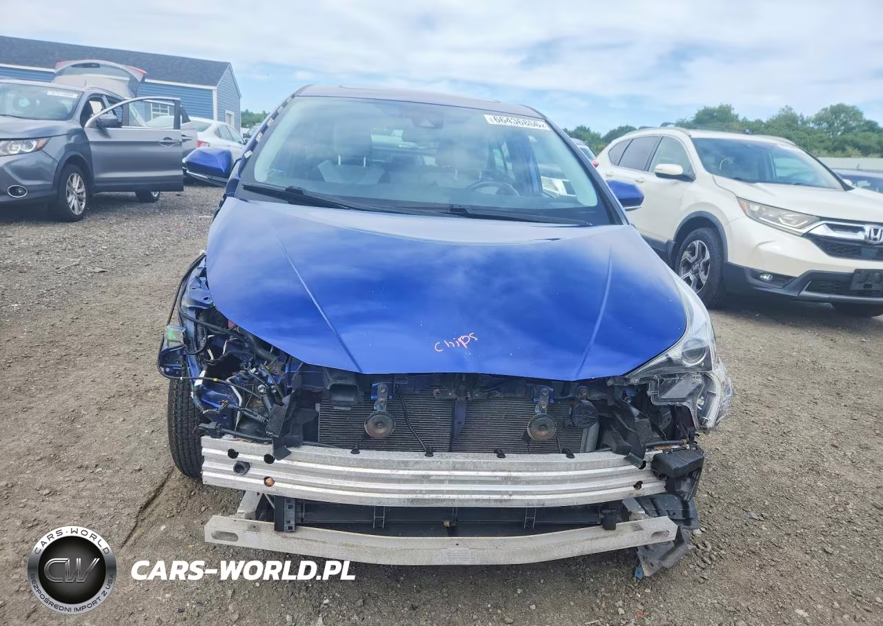 2017 Toyota Prius Three VIN:JTDKARFU4H3048700 - 5