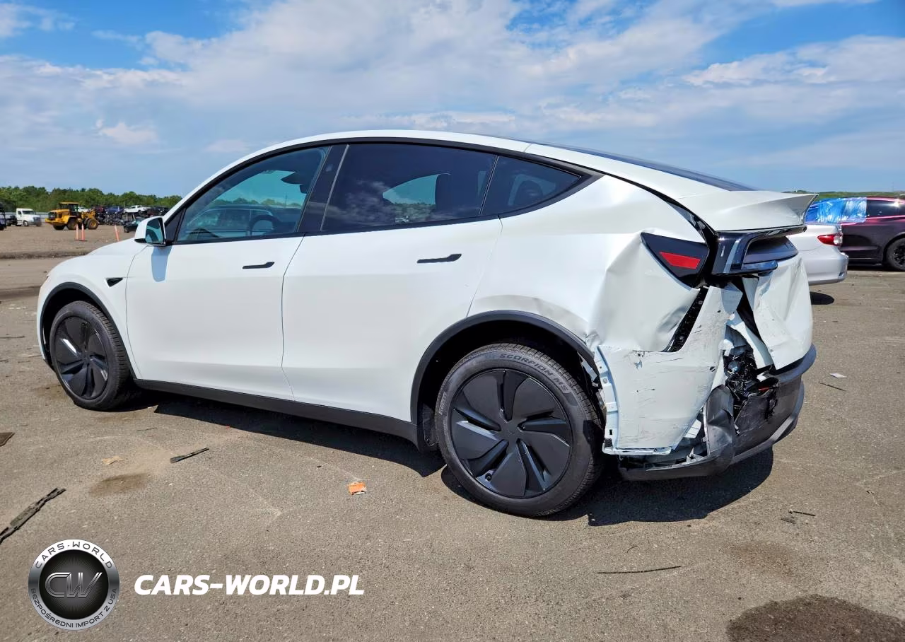 2026 Tesla Model Y VIN:7SAYGDEEXTA724973 - 2