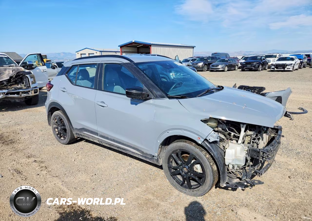 2021 Nissan Kicks Sr VIN:3N1CP5DV8ML553308 - 4