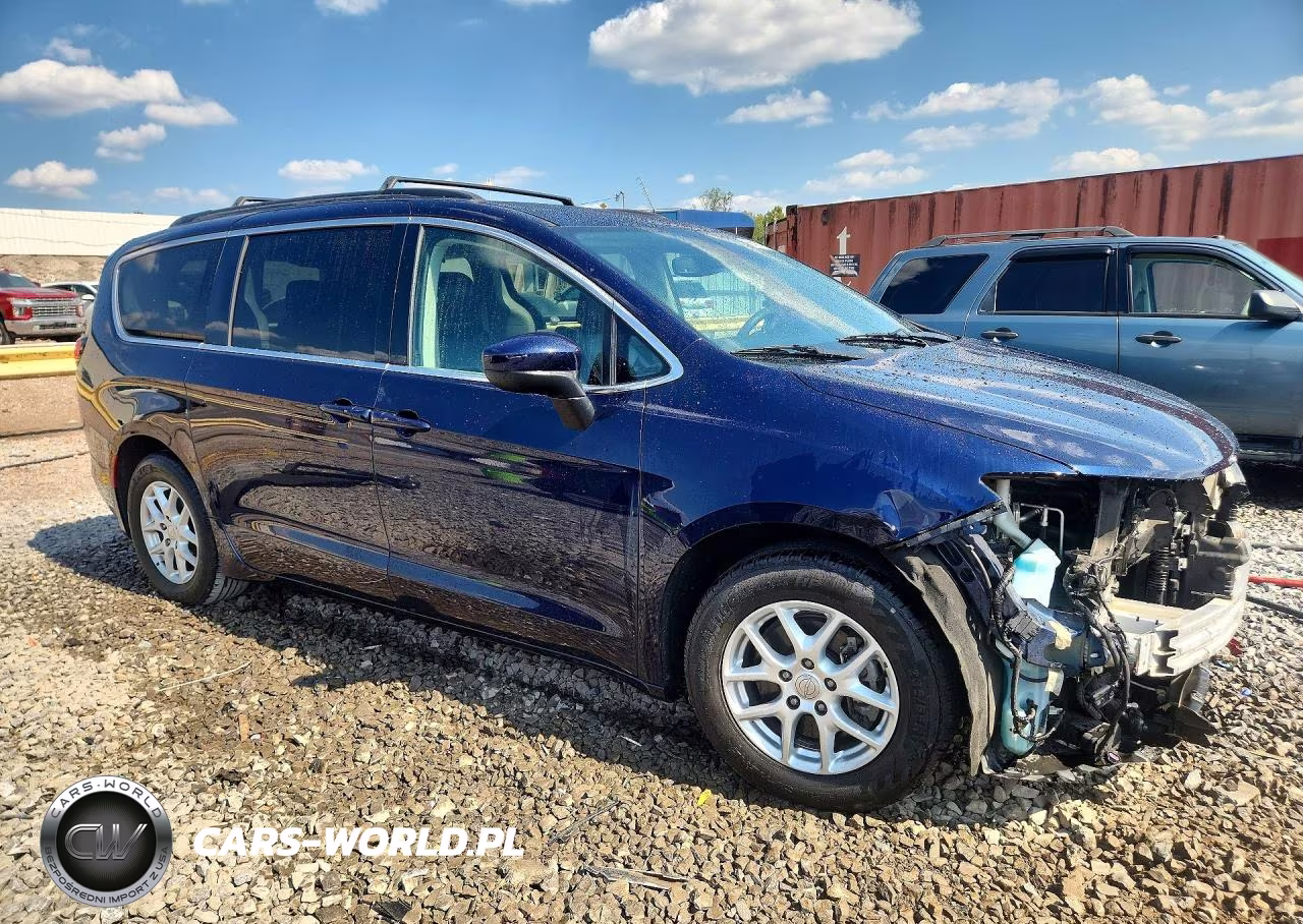 2020 Chrysler Voyager Lxi VIN:2C4RC1DG1LR181745 - 4