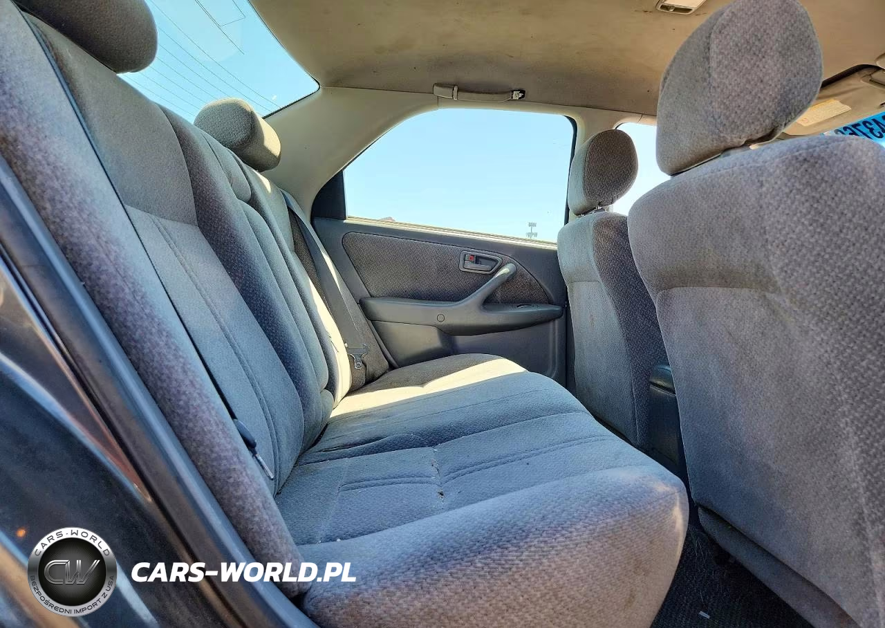 2000 Toyota Camry Le VIN:JT2BG22K9Y0445419 - 10