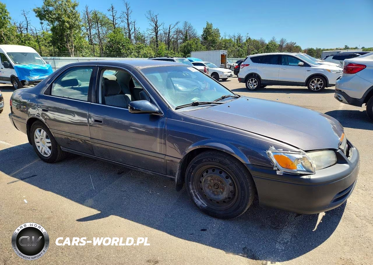 2000 Toyota Camry Le VIN:JT2BG22K9Y0445419 - 4