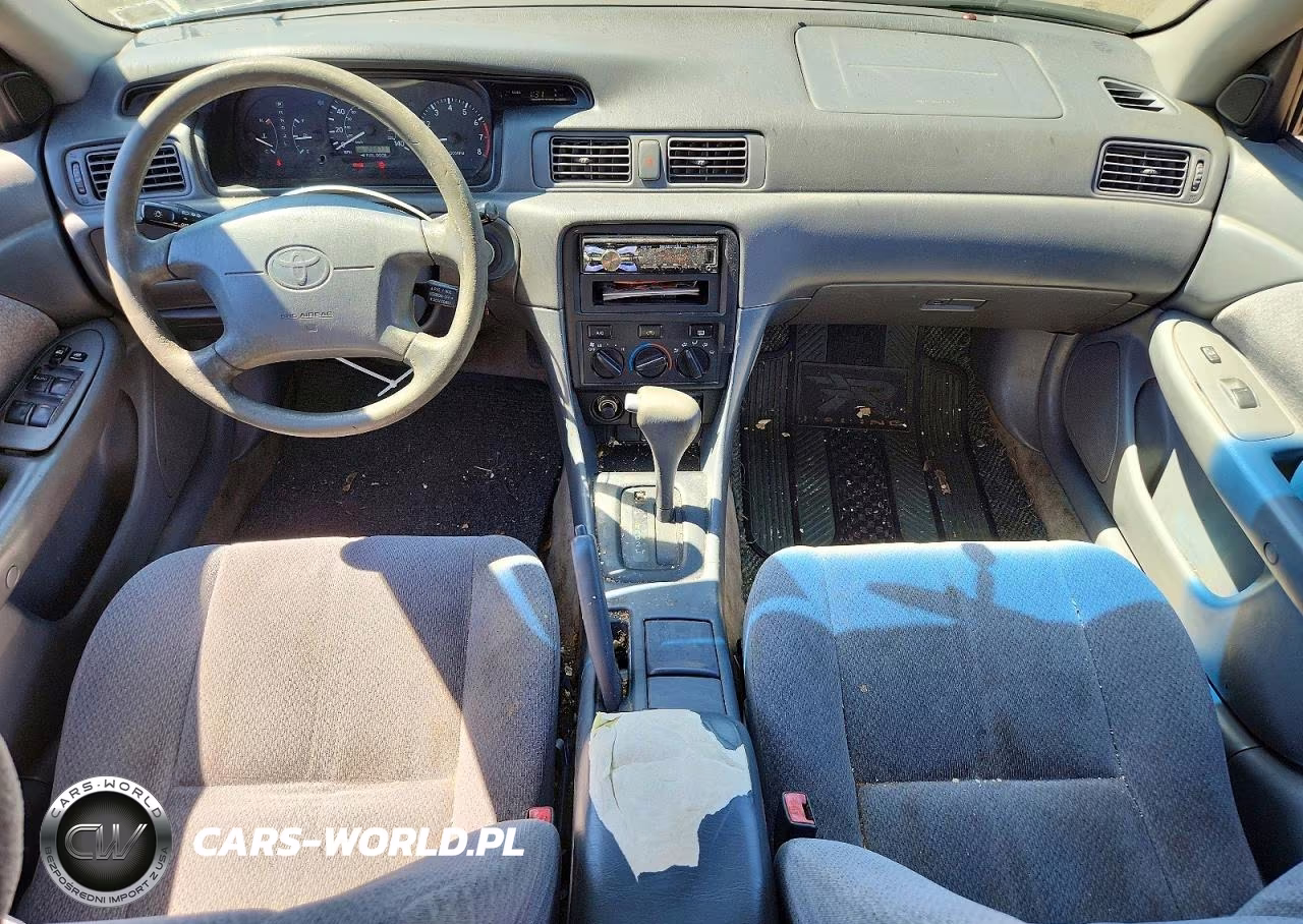 2000 Toyota Camry Le VIN:JT2BG22K9Y0445419 - 8