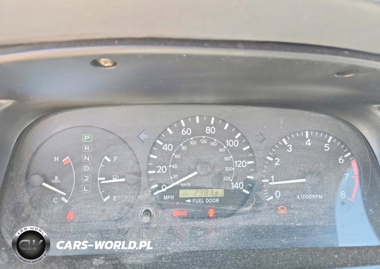 2000 Toyota Camry Le VIN:JT2BG22K9Y0445419 - 9