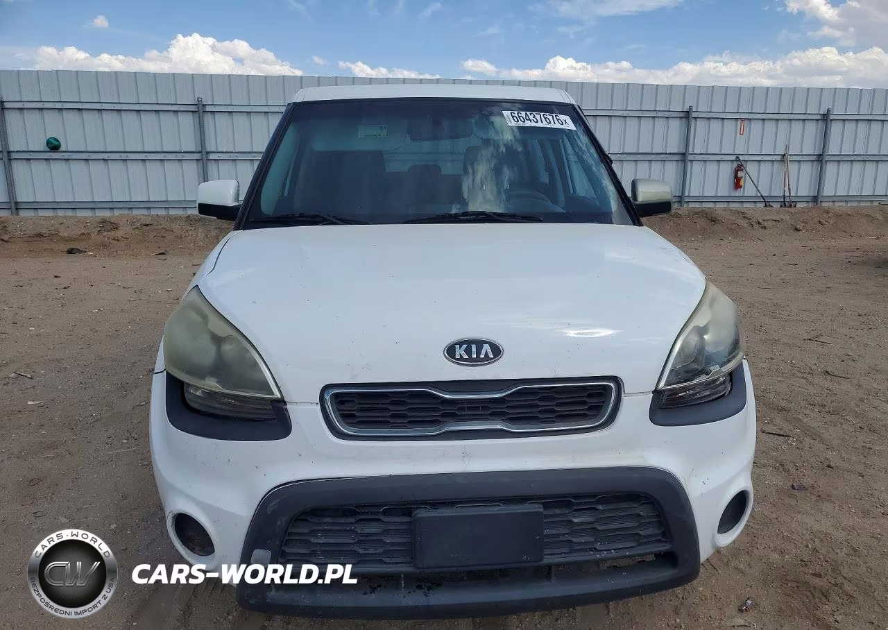 2012 Kia Soul Base VIN:KNDJT2A56C7477206 - 5
