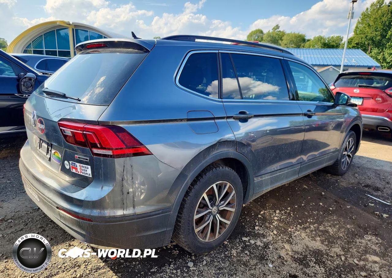 2019 Volkswagen Tiguan Se VIN:3VV2B7AX6KM150641 - 3