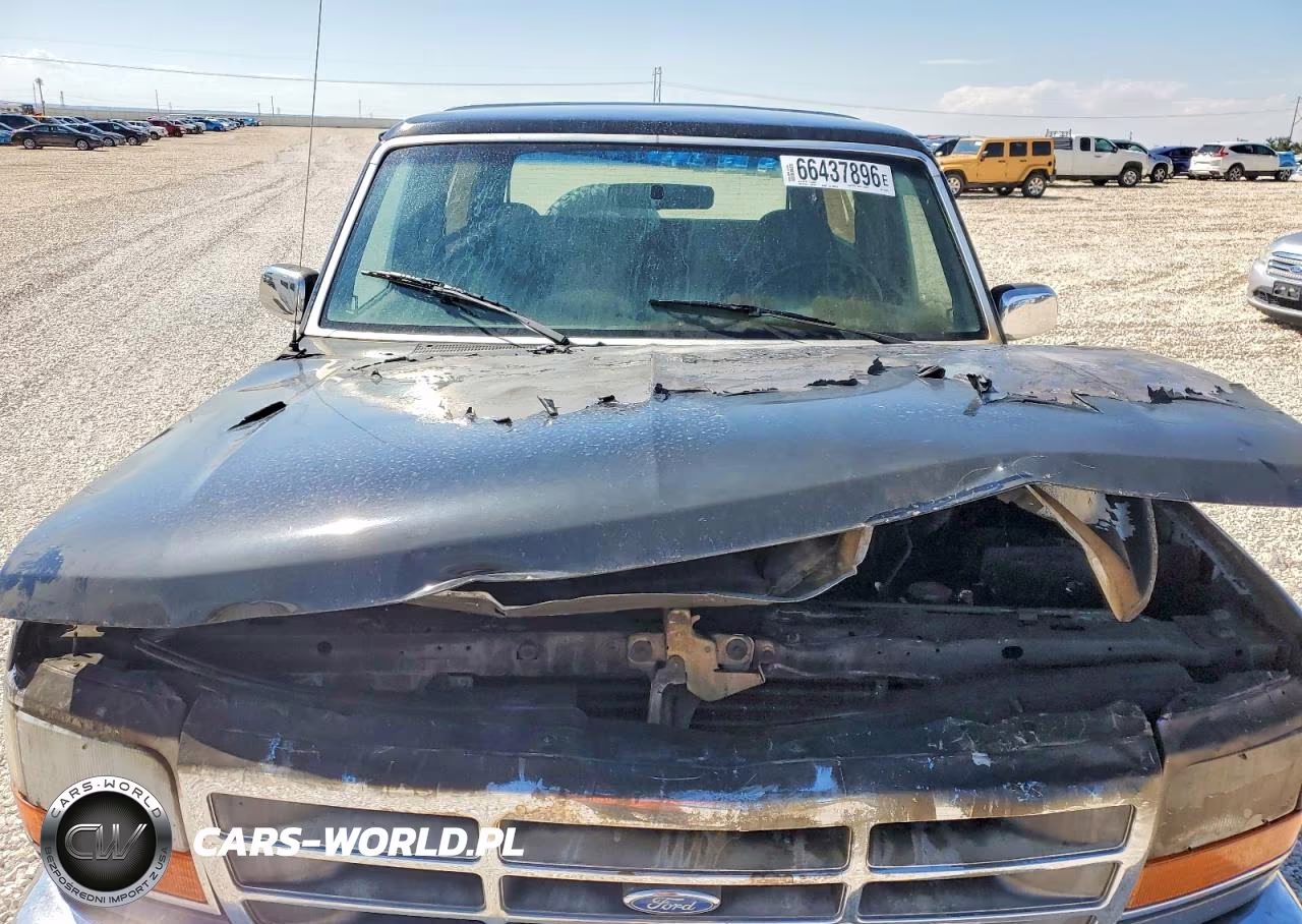 1993 Ford Bronco U100 VIN:1FMEU15H4PLA90322 - 12