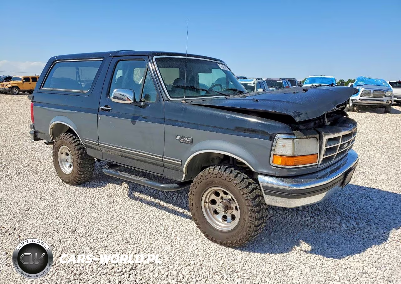 1993 Ford Bronco U100 VIN:1FMEU15H4PLA90322 - 4