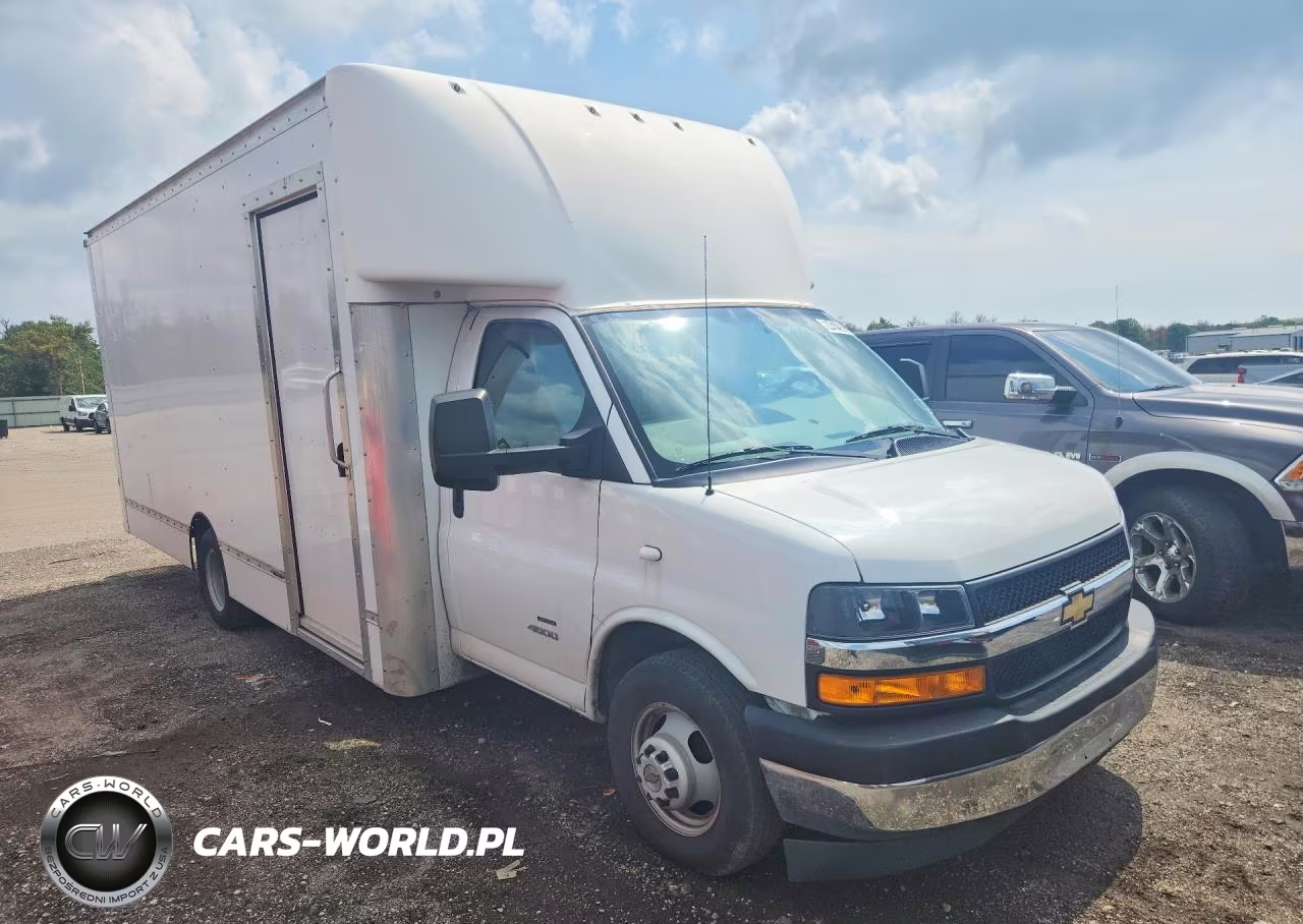 2022 Chevrolet Express G4500 Delivery Truck VIN:1HA6GVC75NN008984 - 4