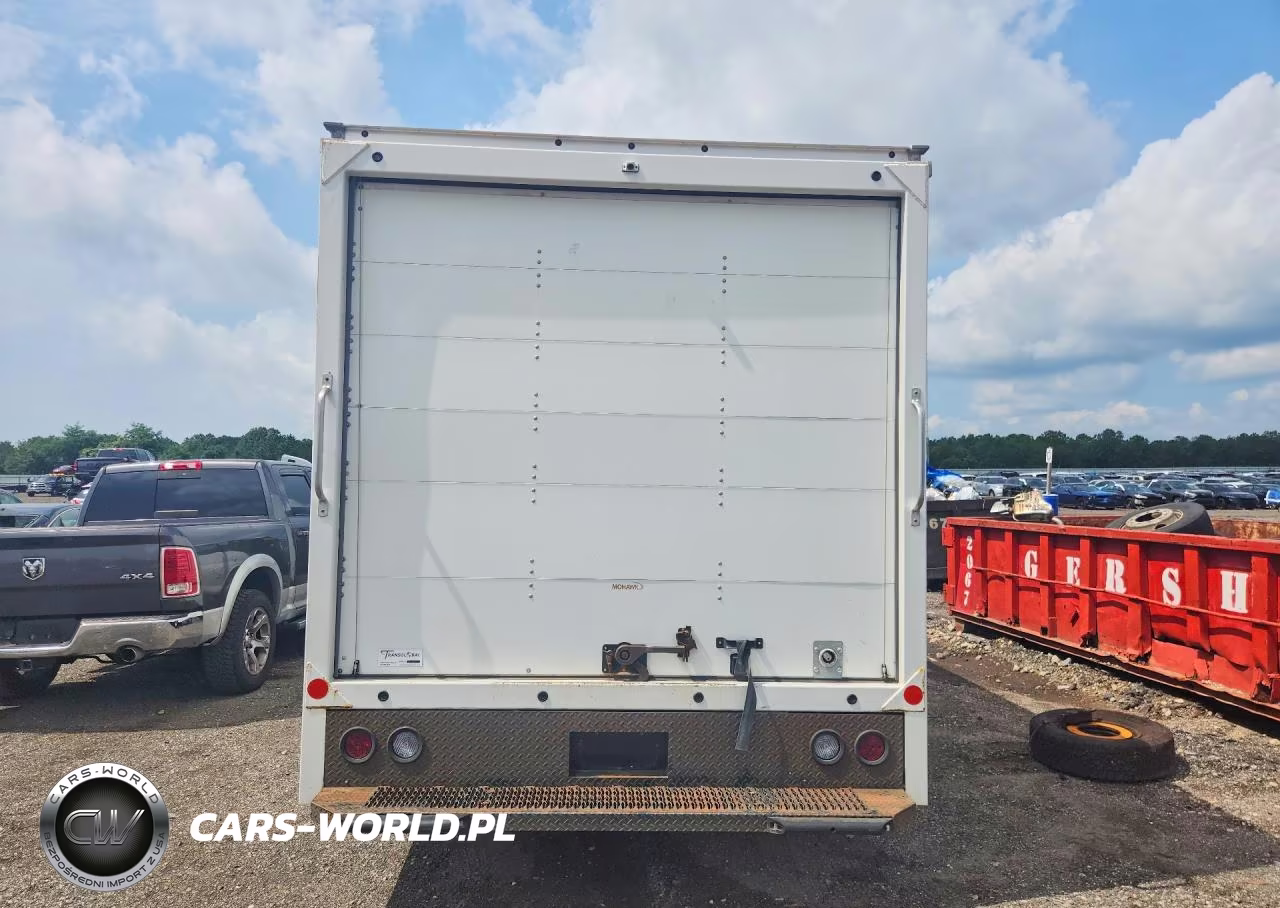 2022 Chevrolet Express G4500 Delivery Truck VIN:1HA6GVC75NN008984 - 6