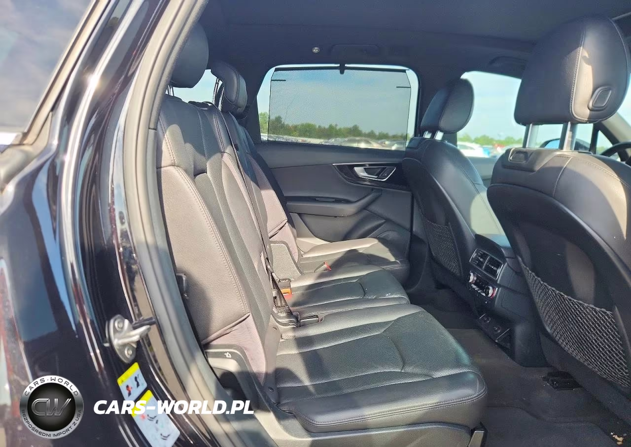 2017 Audi Q7 Premium Plus VIN:WA1LAAF71HD023872 - 11