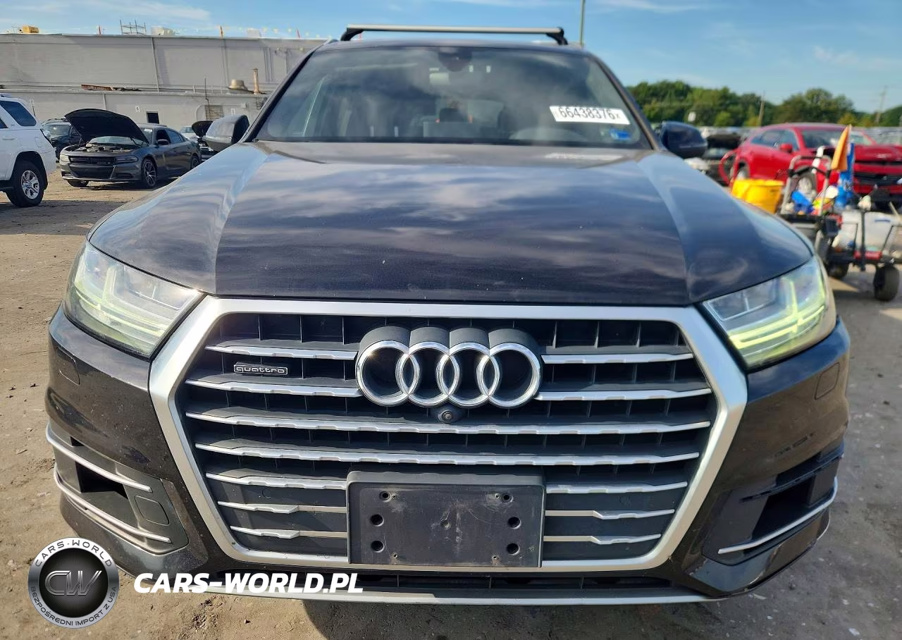 2017 Audi Q7 Premium Plus VIN:WA1LAAF71HD023872 - 5