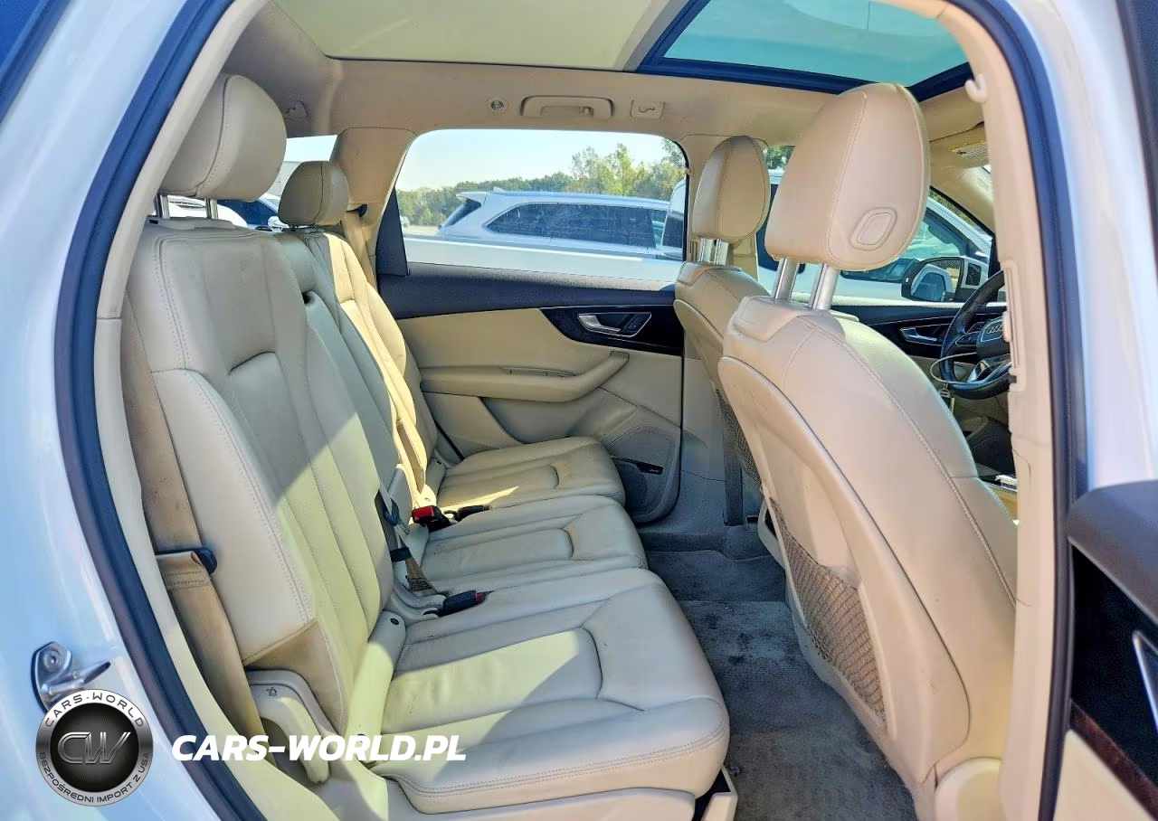 2019 Audi Q7 Premium Plus VIN:WA1LAAF71KD001622 - 11