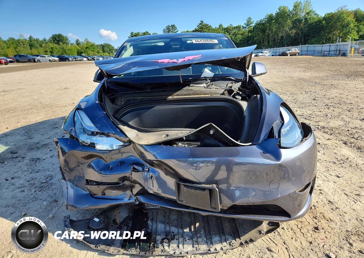 2022 Tesla Model Y VIN:7SAYGDEE0NF391706 - 5