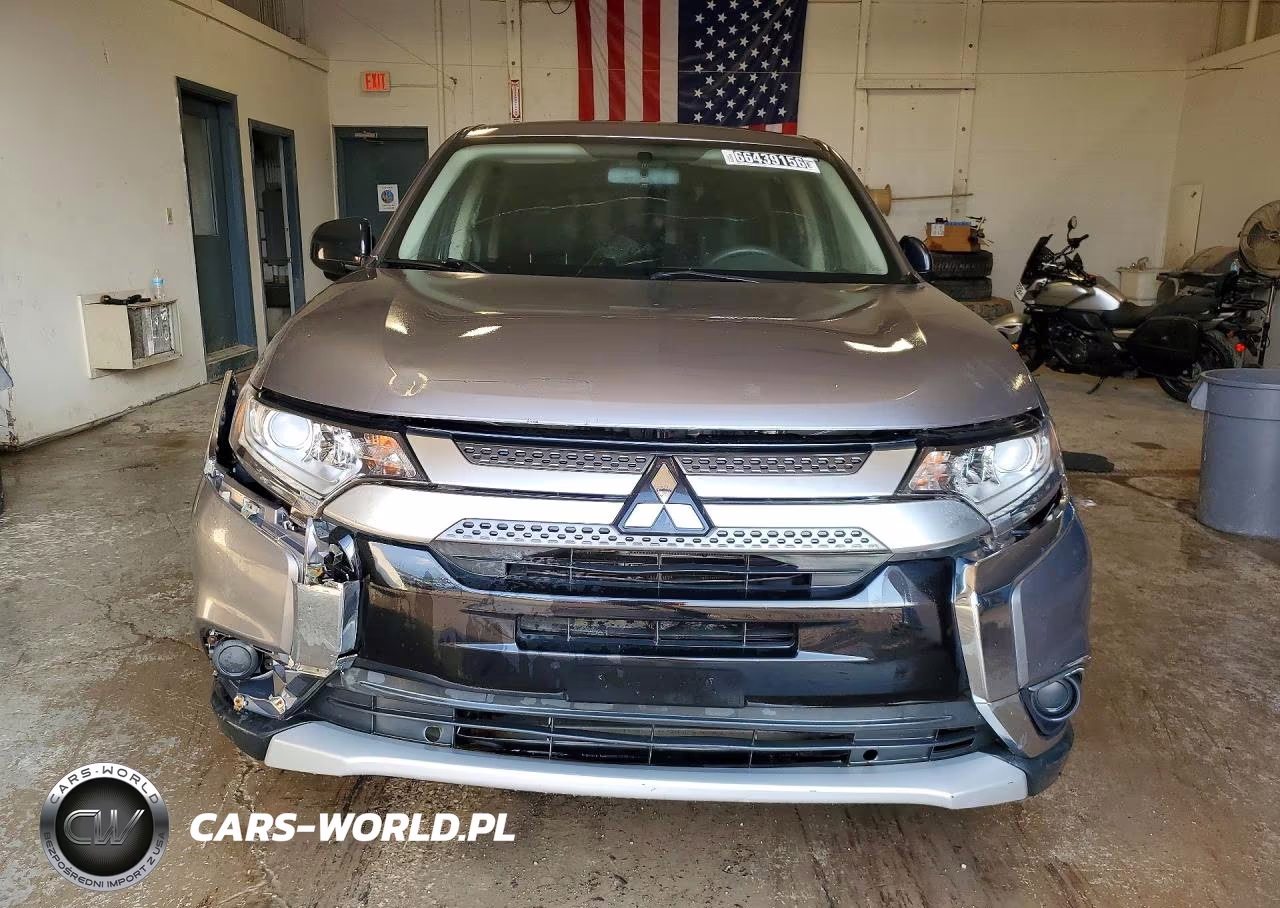 2018 Mitsubishi Outlander Se VIN:JA4AZ3A39JZ070785 - 5