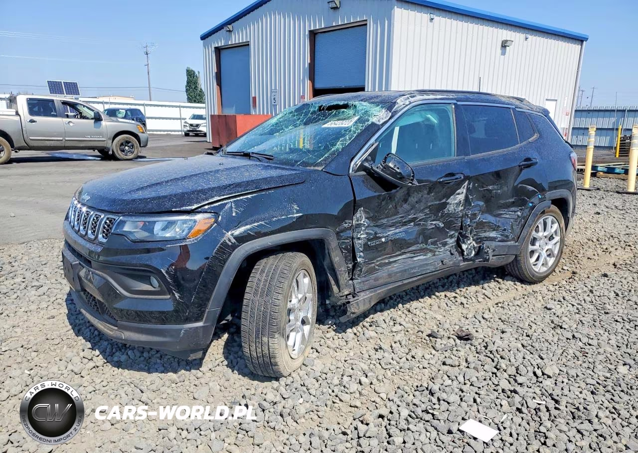 2024 Jeep Compass Latitude Lux – zdjęcie 1 z 14