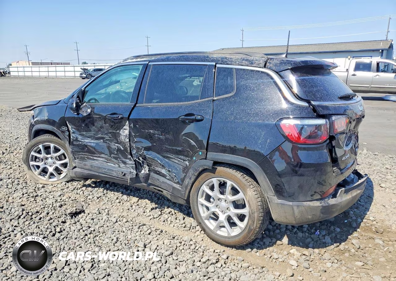 2024 Jeep Compass Latitude Lux VIN:3C4NJDFNXRT113337 - 2