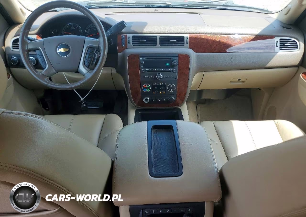 2011 Chevrolet Suburban K1500 Lt VIN:1GNSKJE30BR327631 - 8