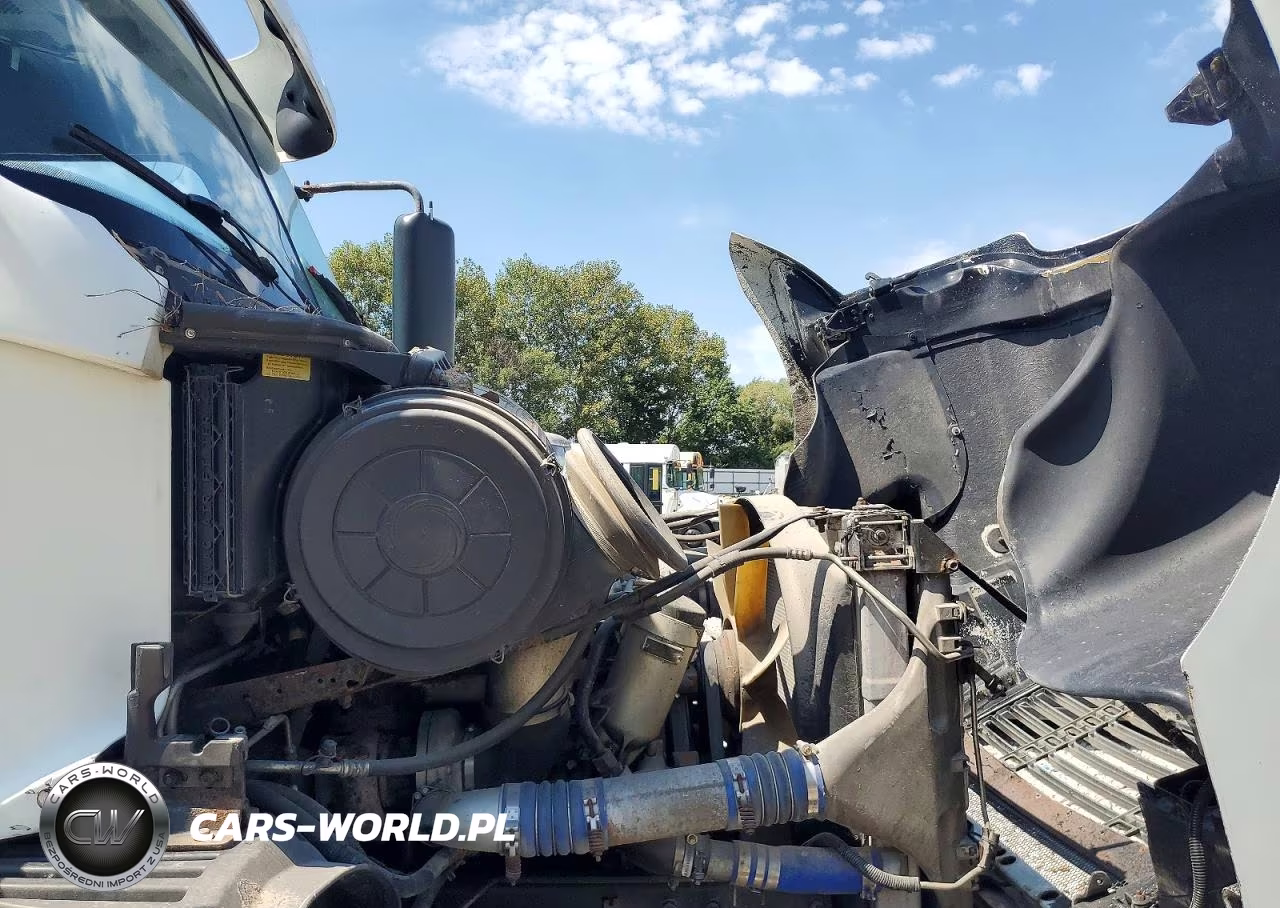 2013 Freightliner Columbia 112 VIN:3ALXFACV0DDFB2870 - 11