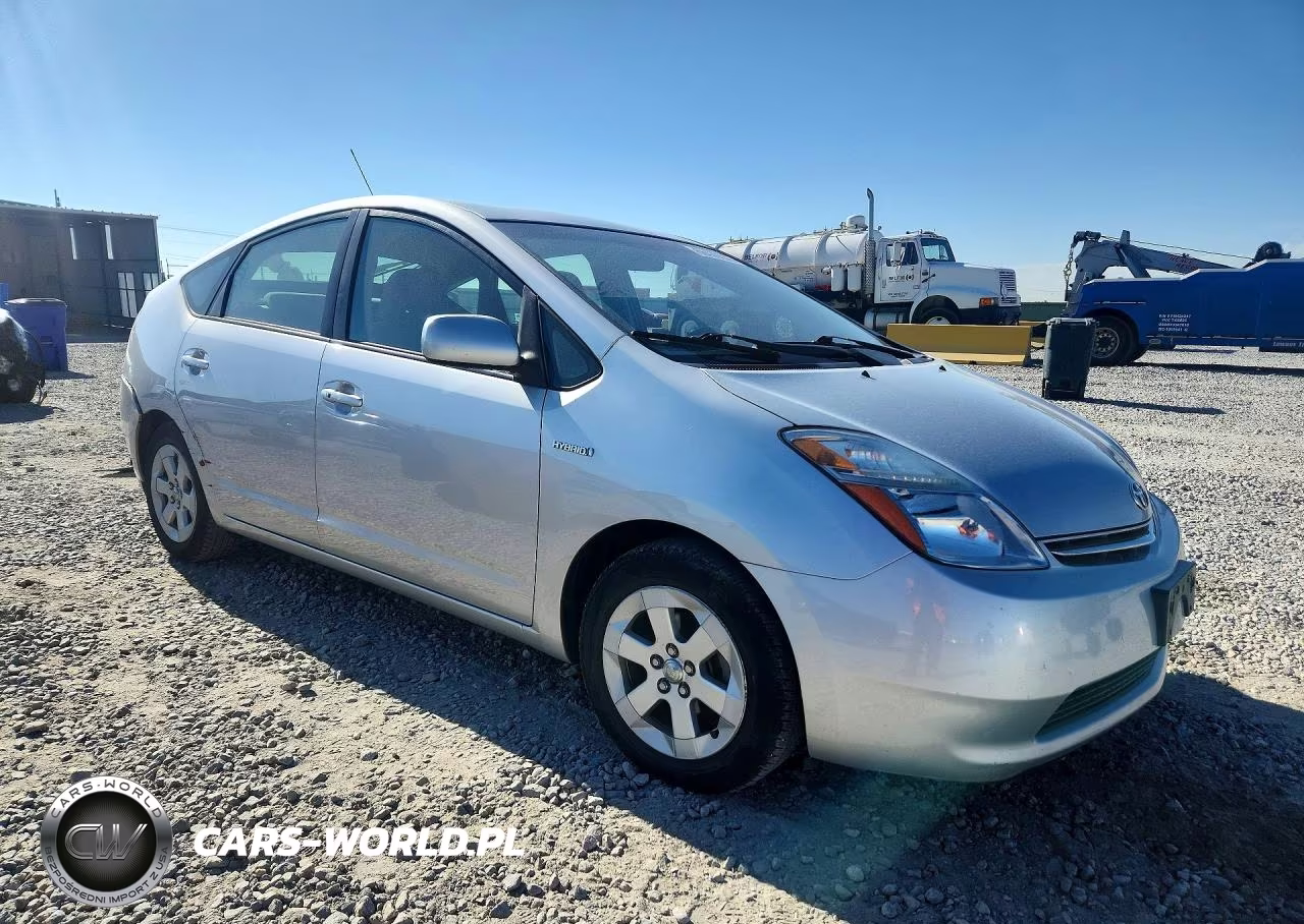 2008 Toyota Prius Base VIN:JTDKB20U887802123 - 4