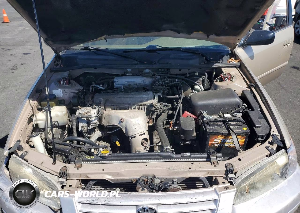 1998 Toyota Camry Le VIN:JT2BG22K3W0181840 - 11