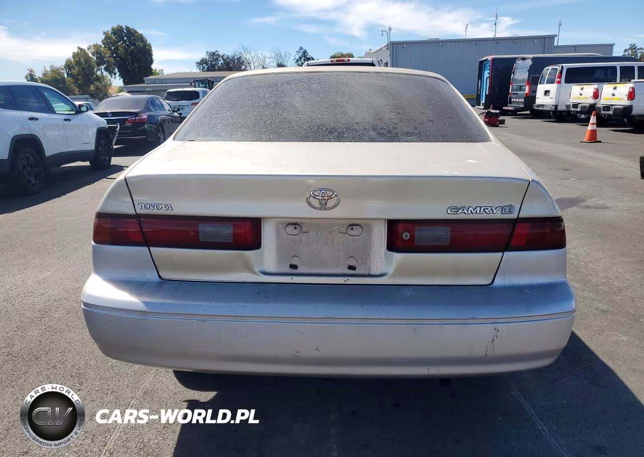 1998 Toyota Camry Le VIN:JT2BG22K3W0181840 - 6