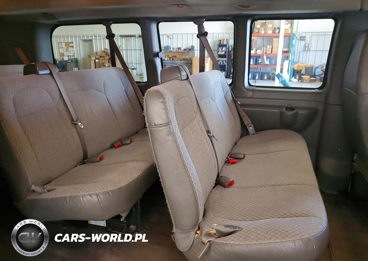 2009 Chevrolet Express G3500 VIN:1GAHG35K591179727 - 11