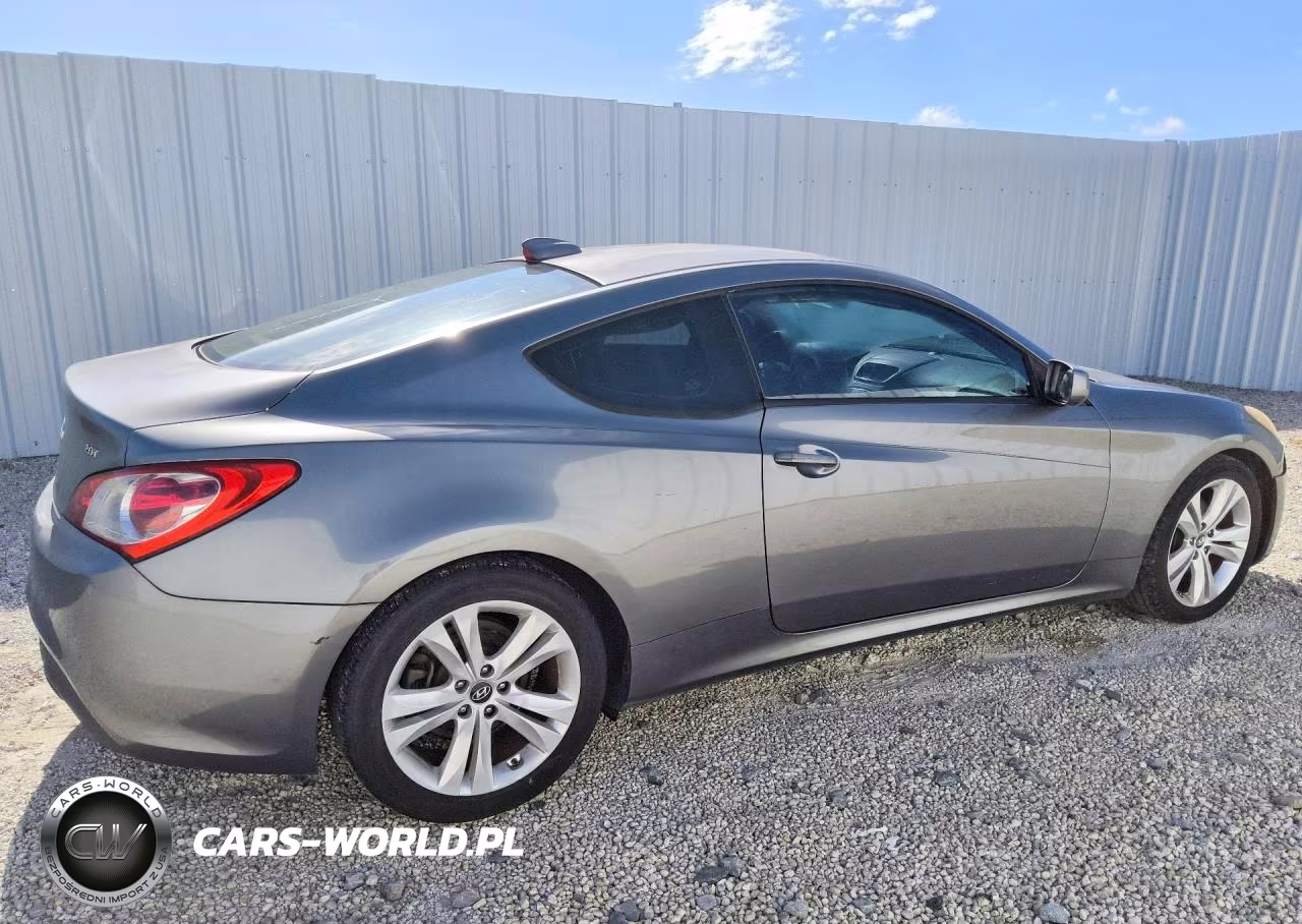 2011 Hyundai Genesis Coupe 2.0T VIN:KMHHT6KD6BU058960 - 3